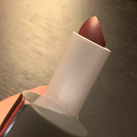 Mirabella Colour Vinyl Lipstick - Picture 3 of 4
